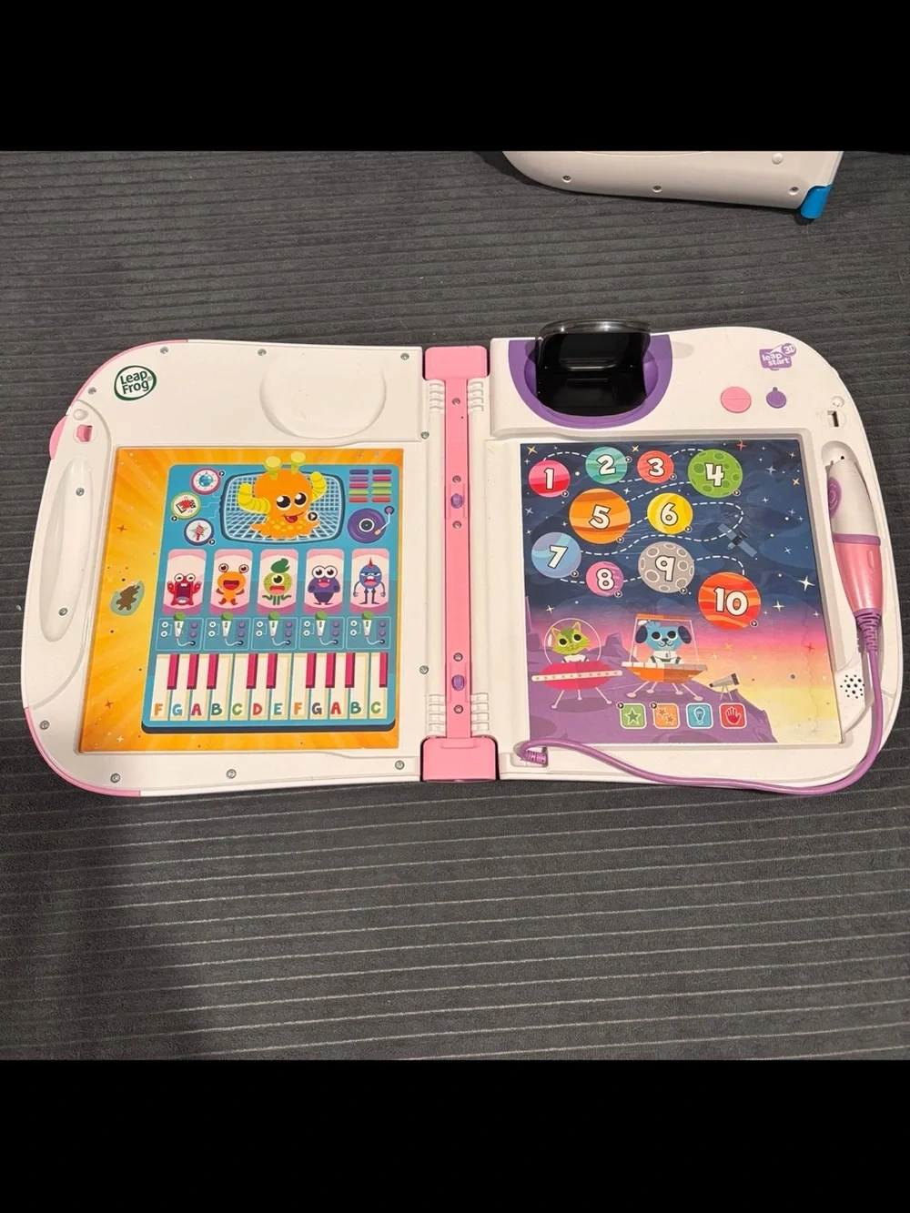 LeapFrog LeapStart 3D Interactive Learning System - Purple & Pink